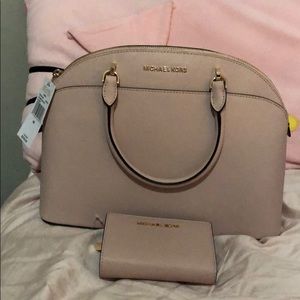 Michael bag and wallet